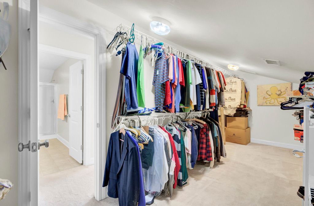 Image 39 of property listing at 1010 Mount Whitney Drive, Summerville, SC 29483