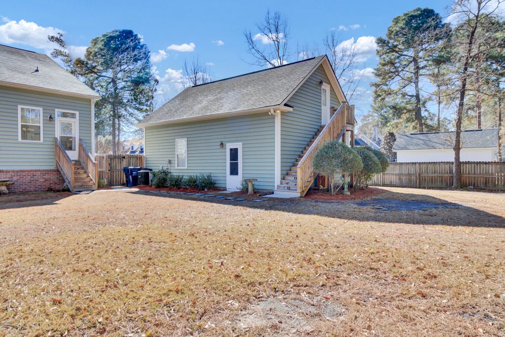 Image 67 of property listing at 1010 Mount Whitney Drive, Summerville, SC 29483
