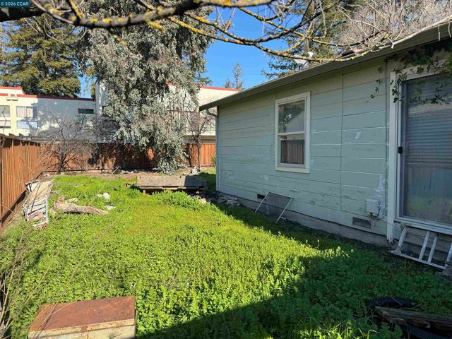 212 Babette Ct, Pleasant Hill, CA 94523