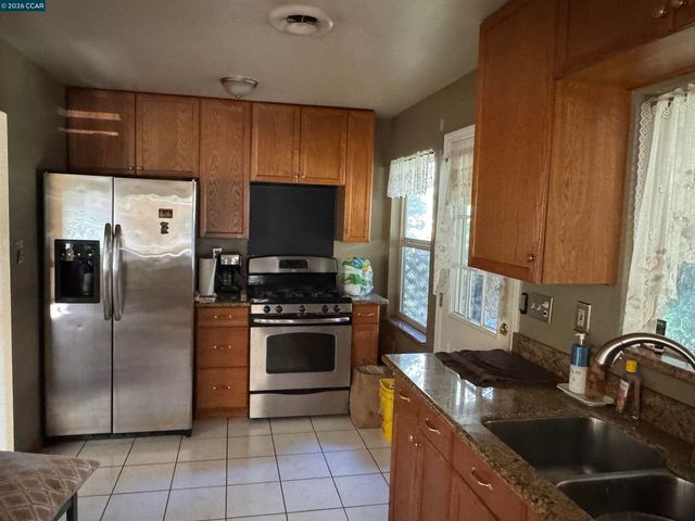 212 Babette Ct, Pleasant Hill, CA 94523