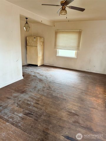 224 116th Street S, Tacoma, WA 98444