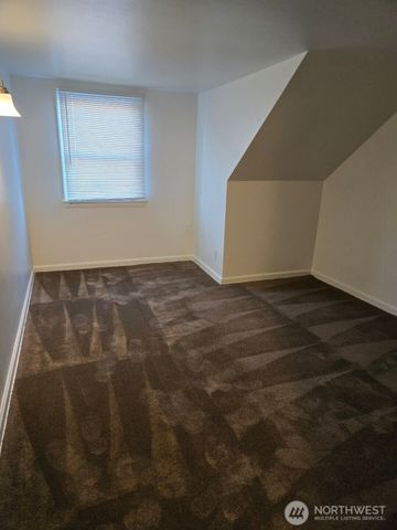 224 116th Street S, Tacoma, WA 98444