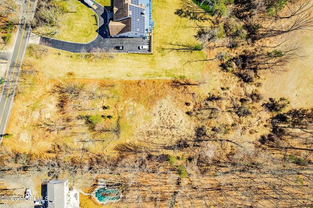 496 Clearstream Road, Jackson, NJ 08527