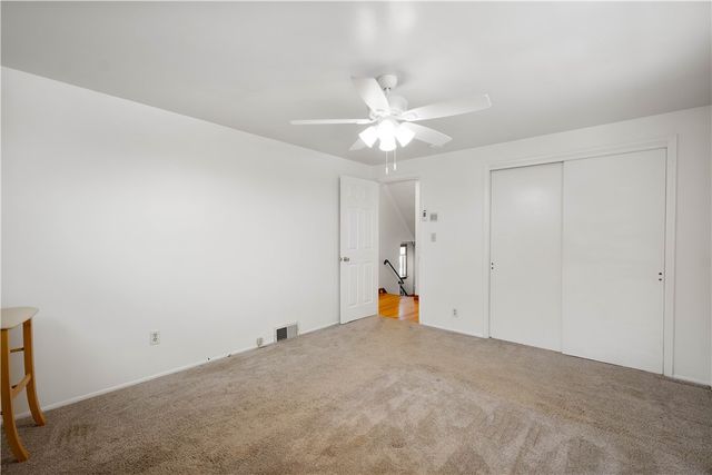 930 Lindsay Rd, Scott Twp, PA 15106