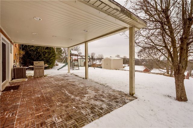 930 Lindsay Rd, Scott Twp, PA 15106