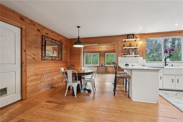 1066 Sea Oats SW Way, Lilburn, GA 30047