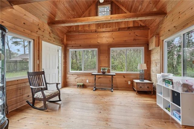 1066 Sea Oats SW Way, Lilburn, GA 30047