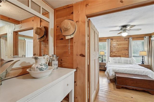 1066 Sea Oats SW Way, Lilburn, GA 30047