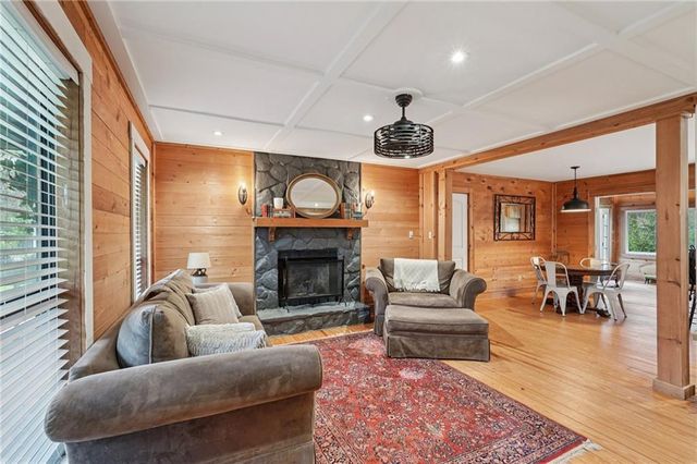 1066 Sea Oats SW Way, Lilburn, GA 30047