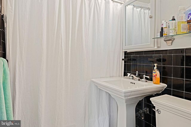 1223 PROVIDENCE TER, Mclean, VA 22101