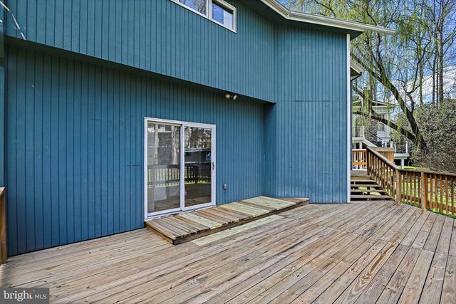 1223 PROVIDENCE TER, Mclean, VA 22101