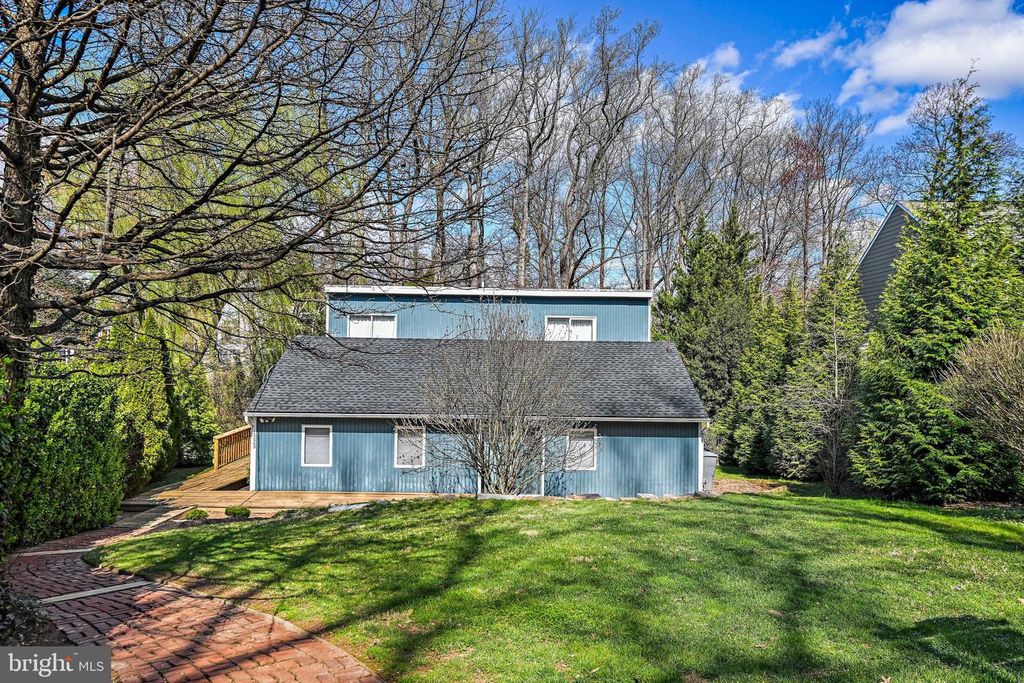 1223 PROVIDENCE TER, Mclean, VA 22101