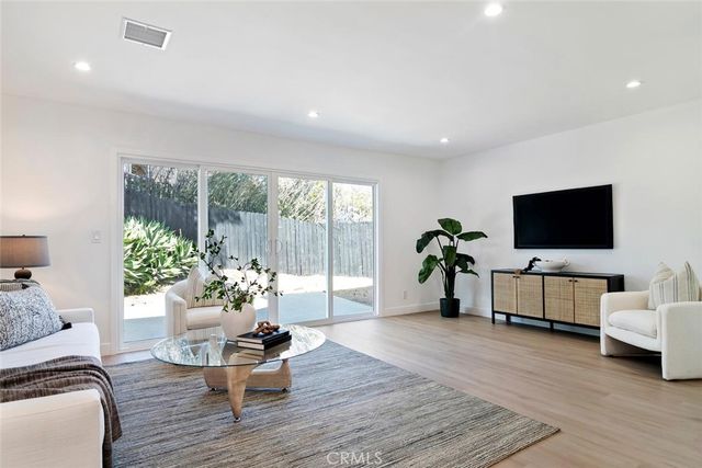 4296 Avenida Amelgado, Thousand Oaks, CA 91360