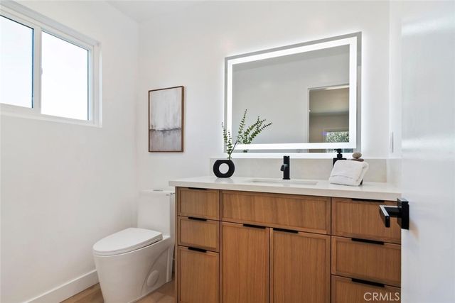 4296 Avenida Amelgado, Thousand Oaks, CA 91360