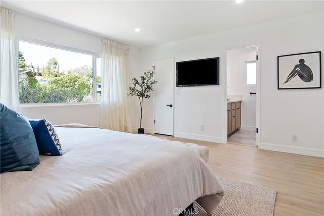 4296 Avenida Amelgado, Thousand Oaks, CA 91360