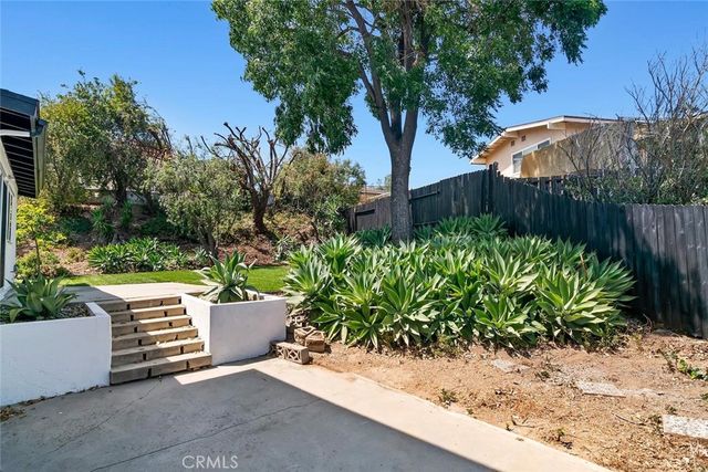 4296 Avenida Amelgado, Thousand Oaks, CA 91360
