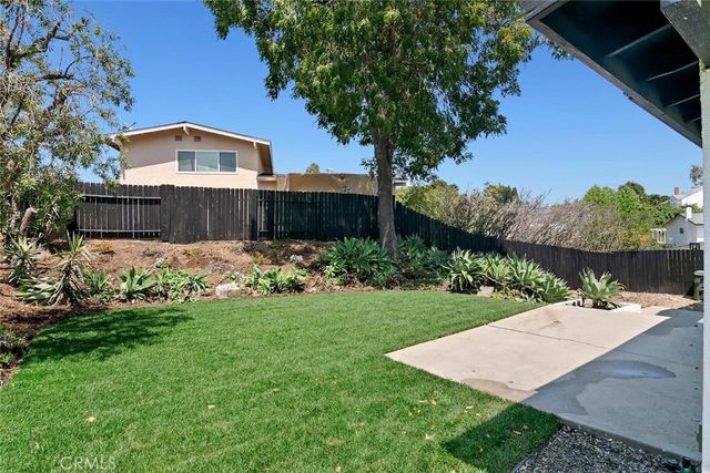 4296 Avenida Amelgado, Thousand Oaks, CA 91360