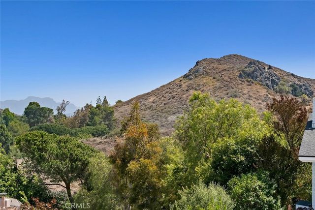 4296 Avenida Amelgado, Thousand Oaks, CA 91360