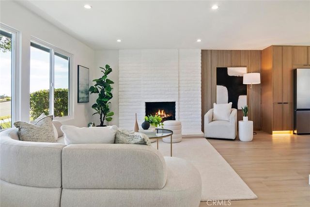 4296 Avenida Amelgado, Thousand Oaks, CA 91360