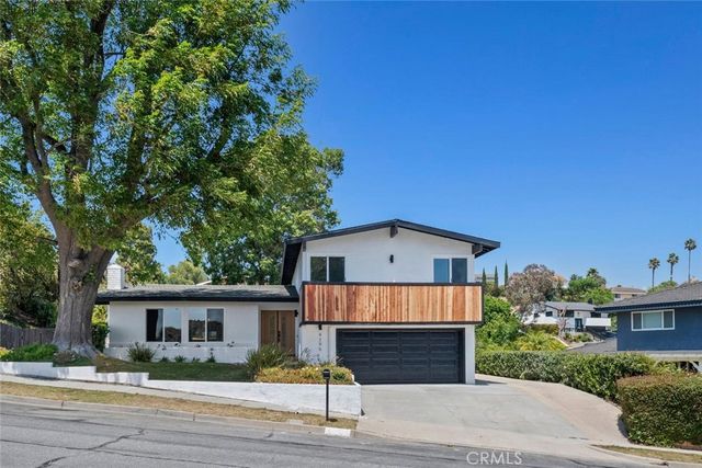 4296 Avenida Amelgado, Thousand Oaks, CA 91360
