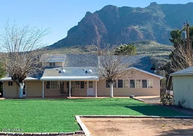 38496 E ARBORETUM Way, Superior, AZ 85173