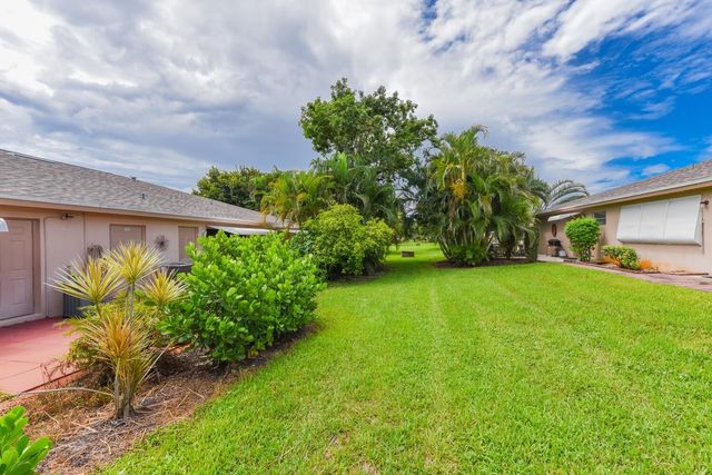 1382 High Point Way NE B, Delray Beach, FL 33445