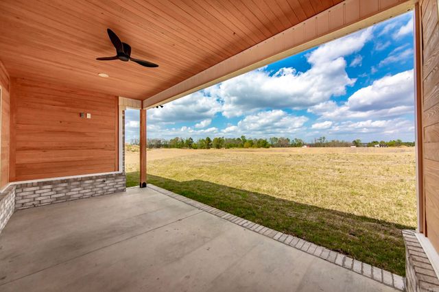 223 Michelle Drive, Beebe, AR 72012