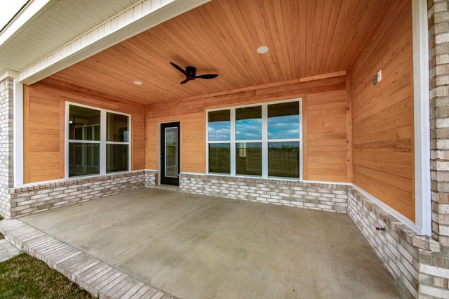 223 Michelle Drive, Beebe, AR 72012