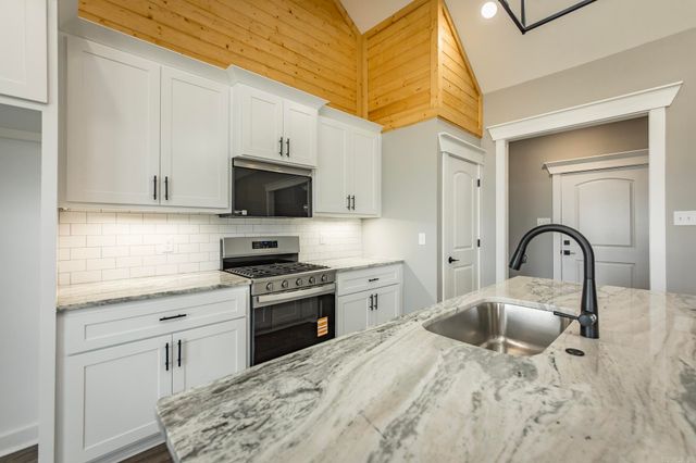 223 Michelle Drive, Beebe, AR 72012