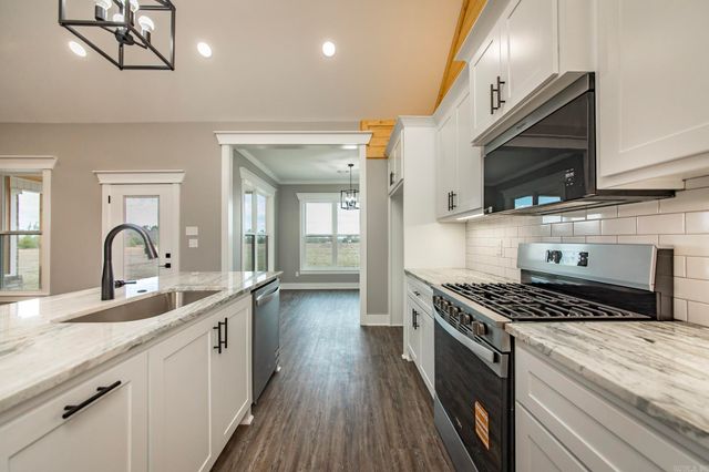 223 Michelle Drive, Beebe, AR 72012