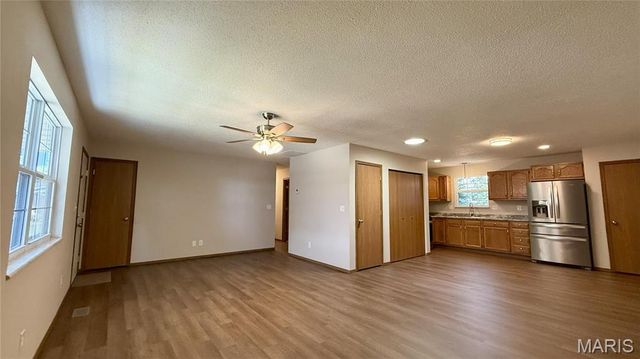 301 Ackerman Place, Troy, IL 62294