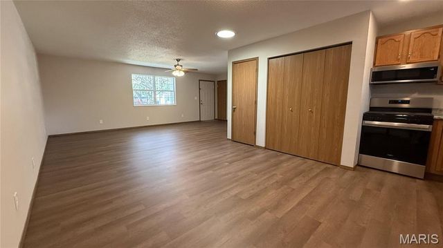 301 Ackerman Place, Troy, IL 62294