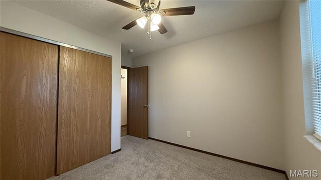 301 Ackerman Place, Troy, IL 62294