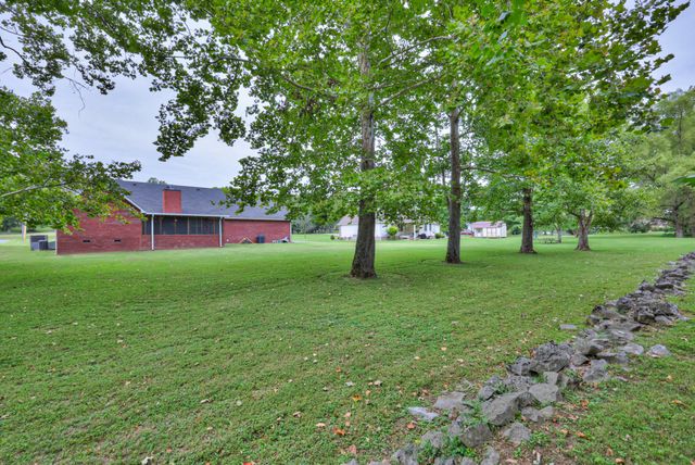 206 Amanda Dr, Bell Buckle, TN 37020
