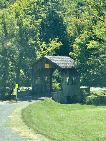 206 Amanda Dr, Bell Buckle, TN 37020