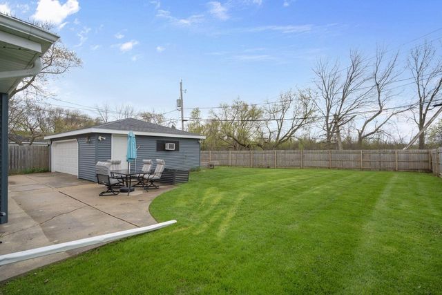 4627 Kiley AVENUE, Milwaukee, WI 53223