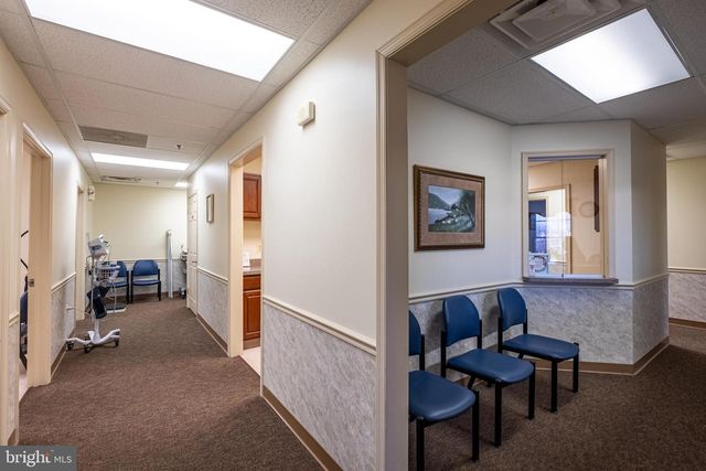 3450 OLD WASHINGTON RD #202, Waldorf, MD 20602