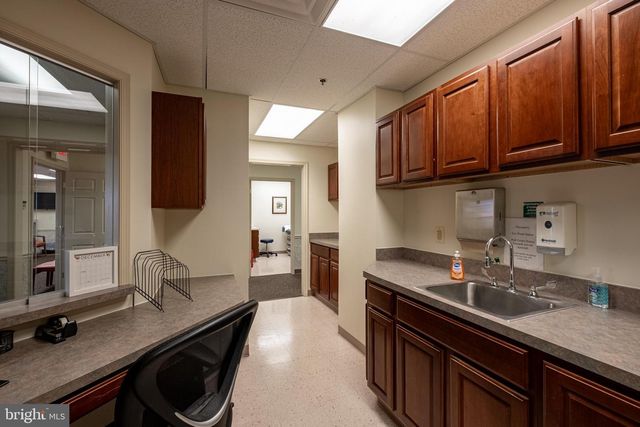 3450 OLD WASHINGTON RD #202, Waldorf, MD 20602