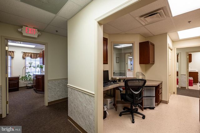 3450 OLD WASHINGTON RD #202, Waldorf, MD 20602