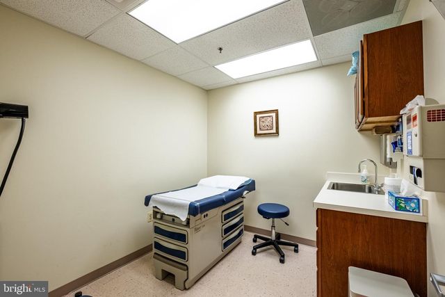 3450 OLD WASHINGTON RD #202, Waldorf, MD 20602