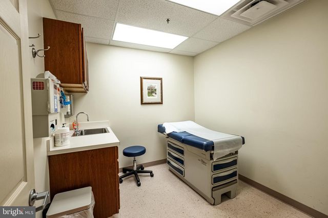 3450 OLD WASHINGTON RD #202, Waldorf, MD 20602