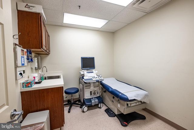 3450 OLD WASHINGTON RD #202, Waldorf, MD 20602