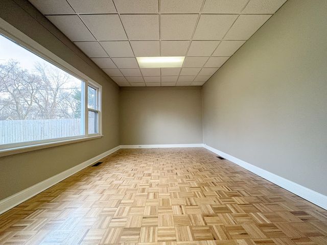 215 S Forest Avenue, Palatine, IL 60074