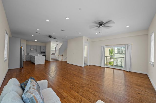 2218 Converse Street C, Houston, TX 77006