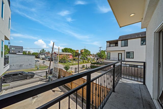 2218 Converse Street C, Houston, TX 77006