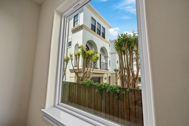 2218 Converse Street C, Houston, TX 77006