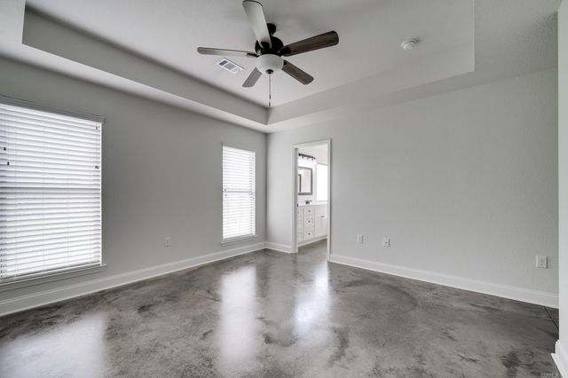 1655 S Donaghey Avenue, Conway, AR 72034