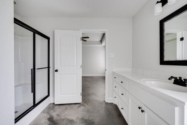 1655 S Donaghey Avenue, Conway, AR 72034