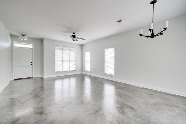 1655 S Donaghey Avenue, Conway, AR 72034