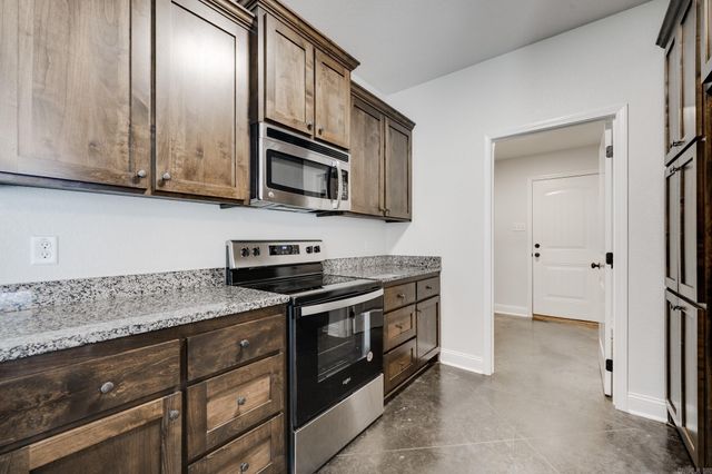 1655 S Donaghey Avenue, Conway, AR 72034
